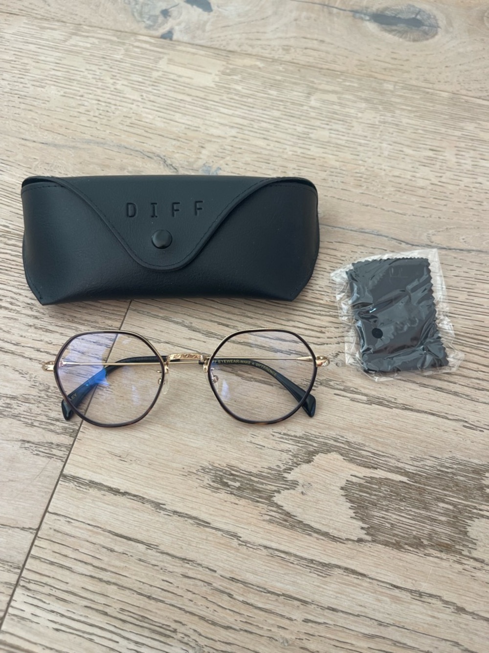 DIFF Eyewear Blue Light Glasses – Riley